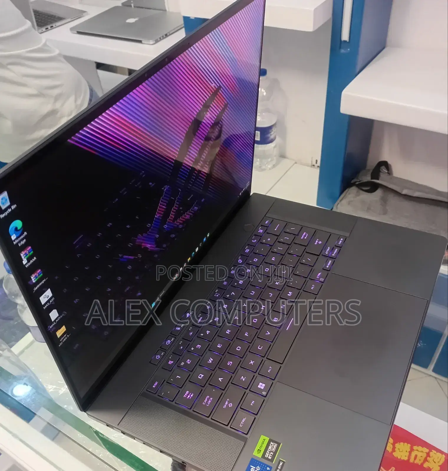 New Laptop Asus ROG Zephyrus G15 16GB Intel Core Ultra 9 SSD 1T