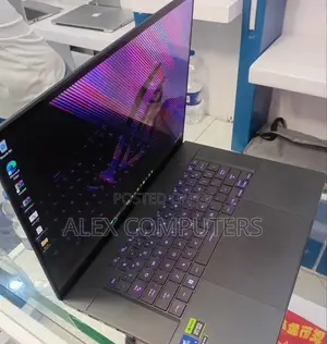 New Laptop Asus ROG Zephyrus G15 16GB Intel Core Ultra 9 SSD 1T