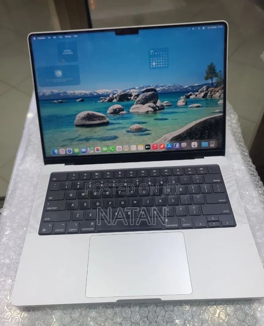 New Laptop Apple MacBook Pro 2021 M1 16GB Apple M1 Pro SSD 512GB