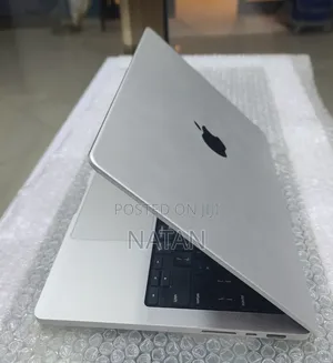 New Laptop Apple MacBook Pro 2021 M1 16GB Apple M1 Pro SSD 512GB