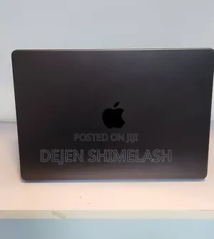 New Laptop Apple MacBook Pro 2025 M5 16GB Apple M5 Pro SSD 1T