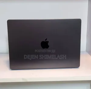 New Laptop Apple MacBook Pro 2025 M5 16GB Apple M5 Pro SSD 1T