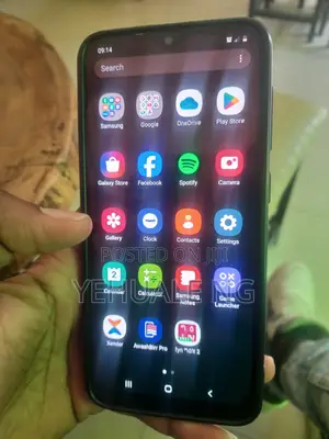 Samsung Galaxy A30 64 GB Black