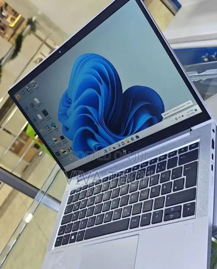 New Laptop HP EliteBook 830 G7 8GB Intel Core i7 SSD 512GB