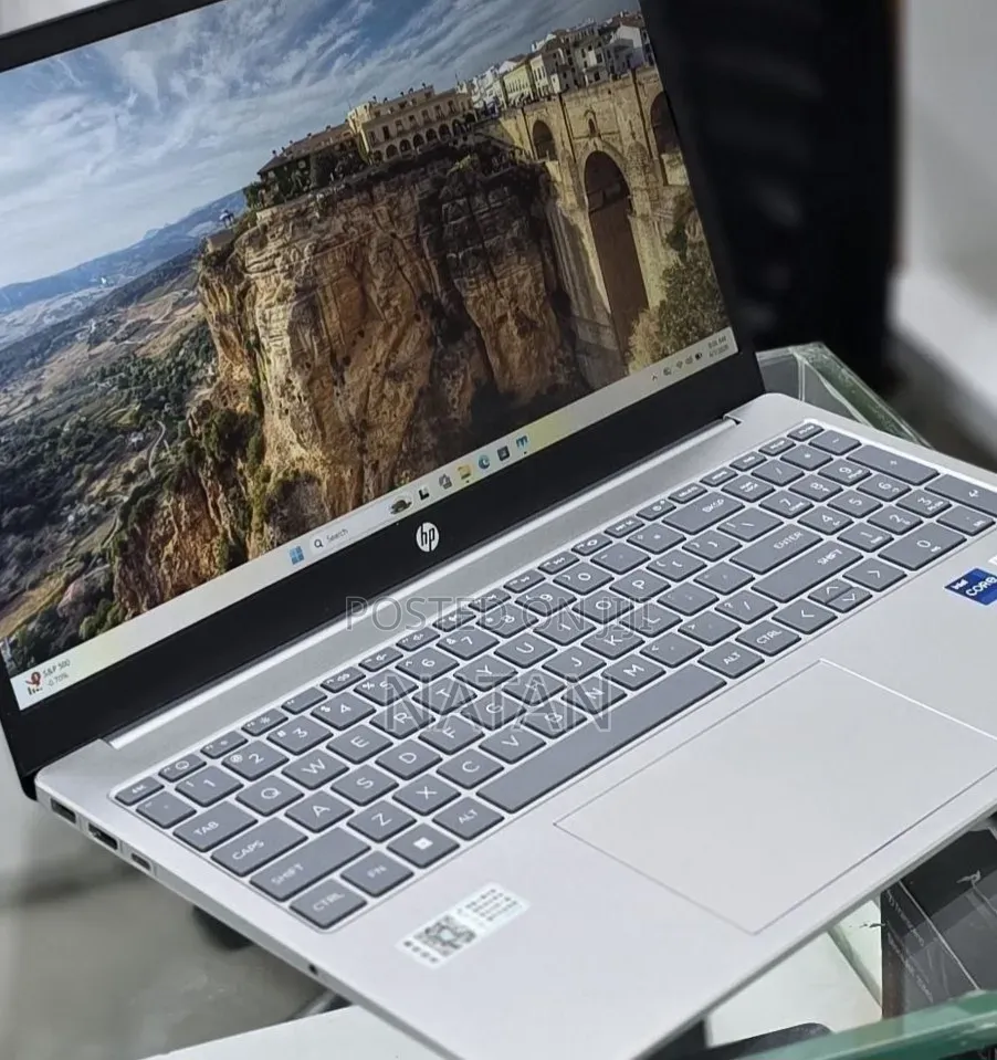New Laptop HP Stream Notebook 16GB Intel Core i7 SSD 1T