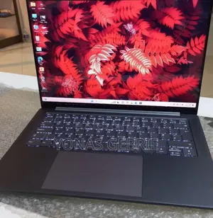 New Laptop Lenovo 32GB AMD Ryzen 7 SSD 1T