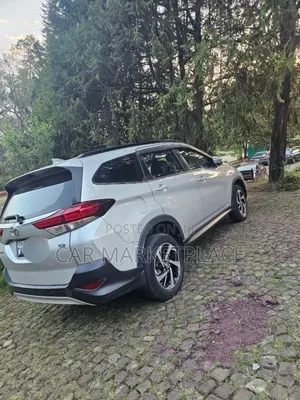Toyota Rush 2023 Silver