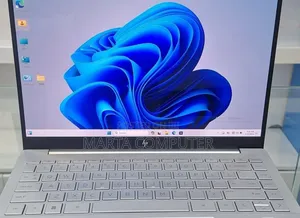 New Laptop HP Pavilion 13 16GB Intel Core i7 SSD 1T
