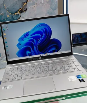 New Laptop HP 16GB Intel Core i5 SSD 512GB