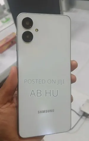 Samsung Galaxy A06 128 GB White