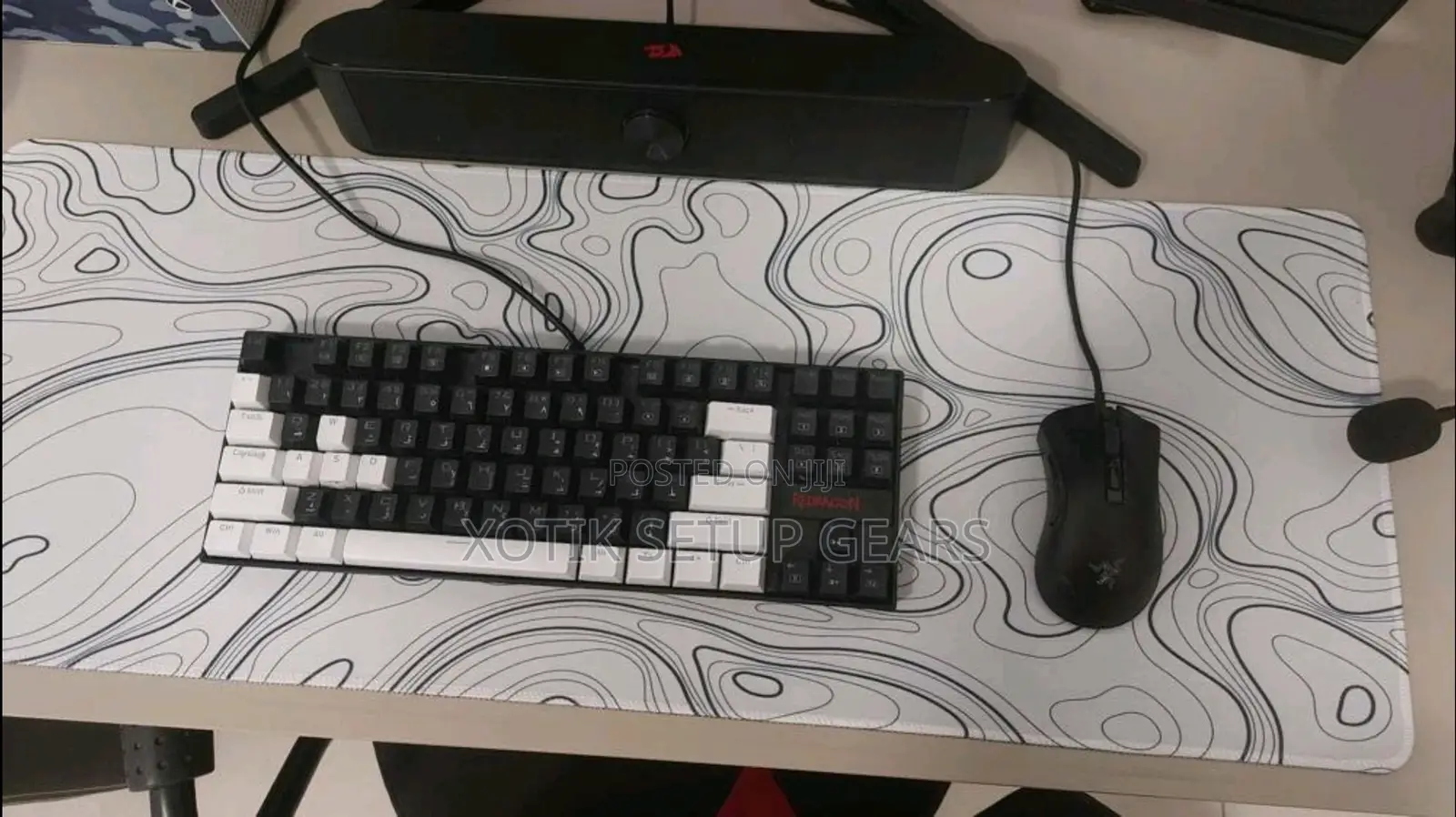 80 X 30 X 0.2cm White and Black Contour Themed Mouse Pad - Desk Mat