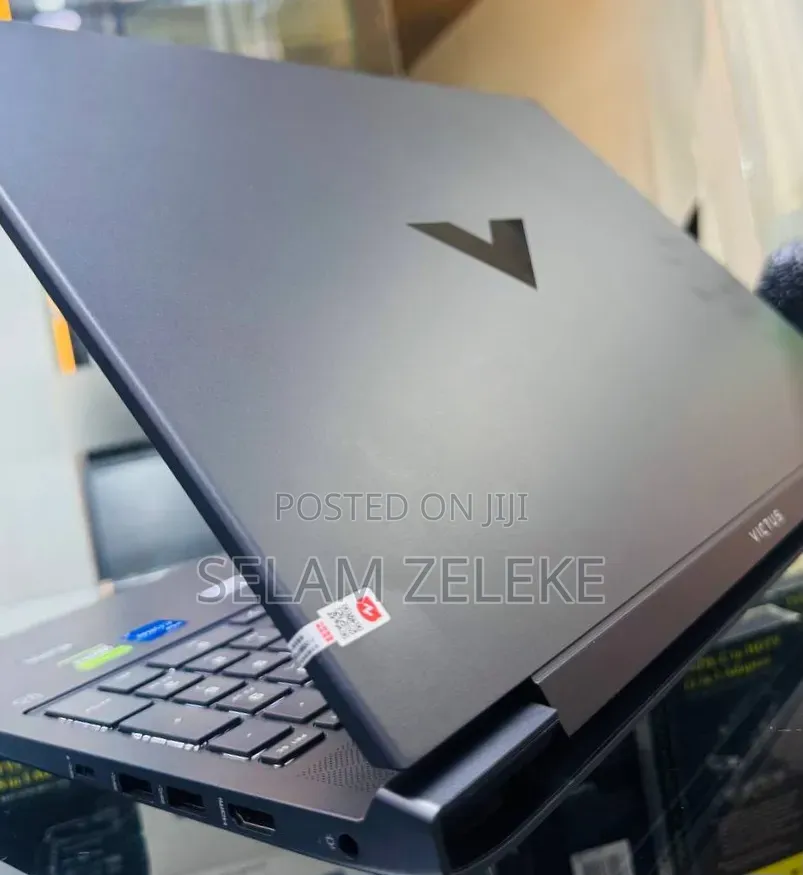 New Laptop HP Victus 16 16GB Intel Core i7 SSD 1T