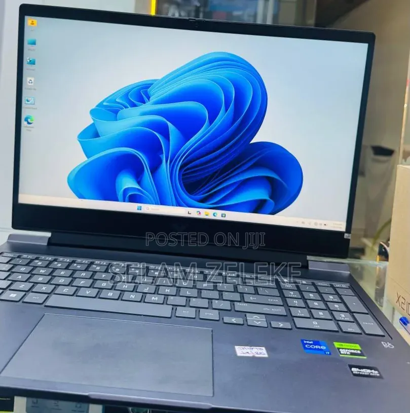 New Laptop HP Victus 16 16GB Intel Core i7 SSD 1T
