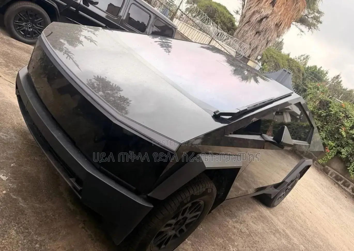 New Tesla Cybertruck Cyberbeast AWD 2025 Gray