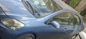 Toyota Yaris 2010 Blue