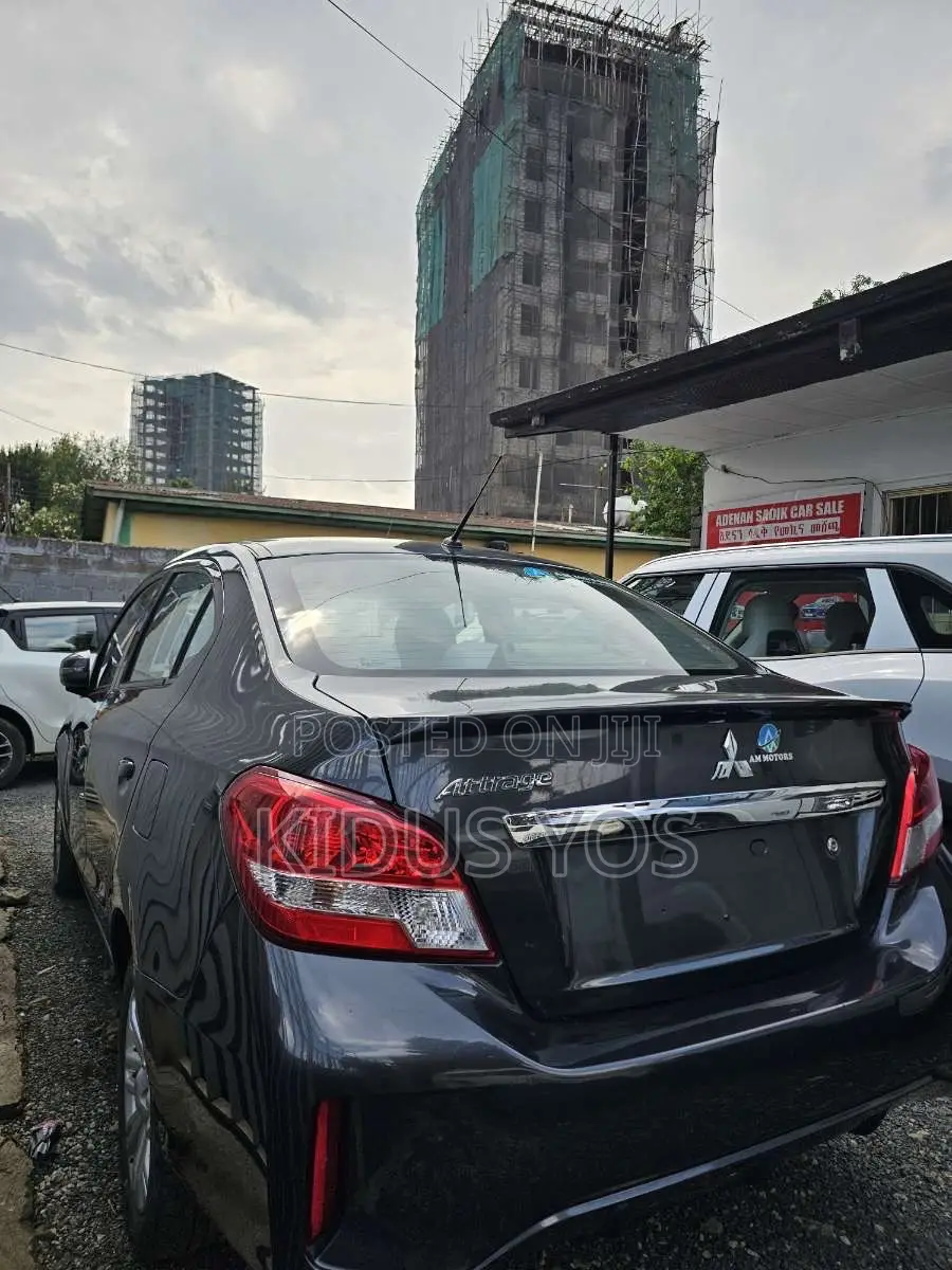 New Mitsubishi Attrage 2023 Black