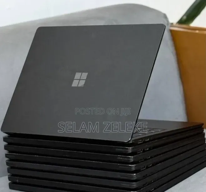 New Laptop Microsoft Surface 16GB Intel Core i7 SSD 512GB