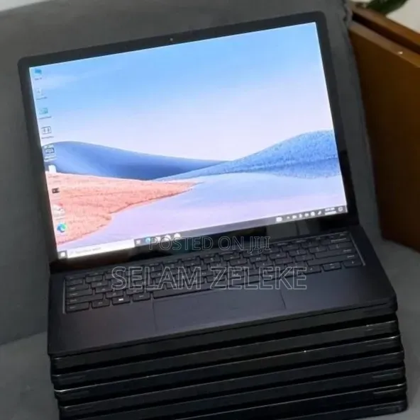 New Laptop Microsoft Surface 16GB Intel Core i7 SSD 512GB