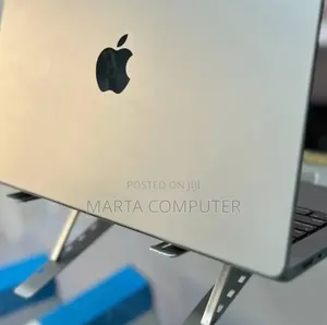 New Laptop Apple MacBook Pro 2021 M1 16GB Apple M1 SSD 512GB