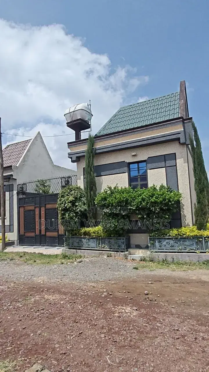 Furnished 7bdrm House in Dukem, East Shewa for sale