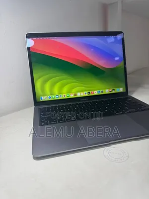 New Laptop Apple MacBook Air 2020 M1 16GB Apple M1 SSD 256GB