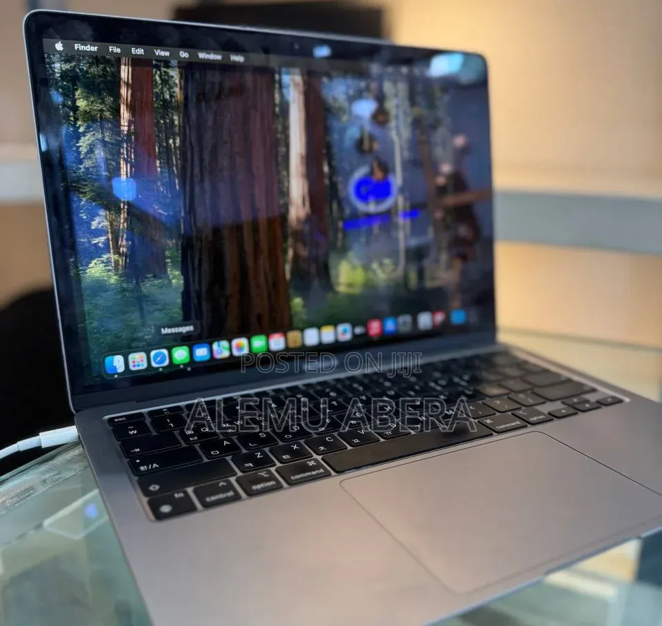 New Laptop Apple MacBook Air 2020 M1 16GB Apple M1 SSD 256GB