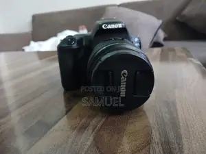 200d Camera