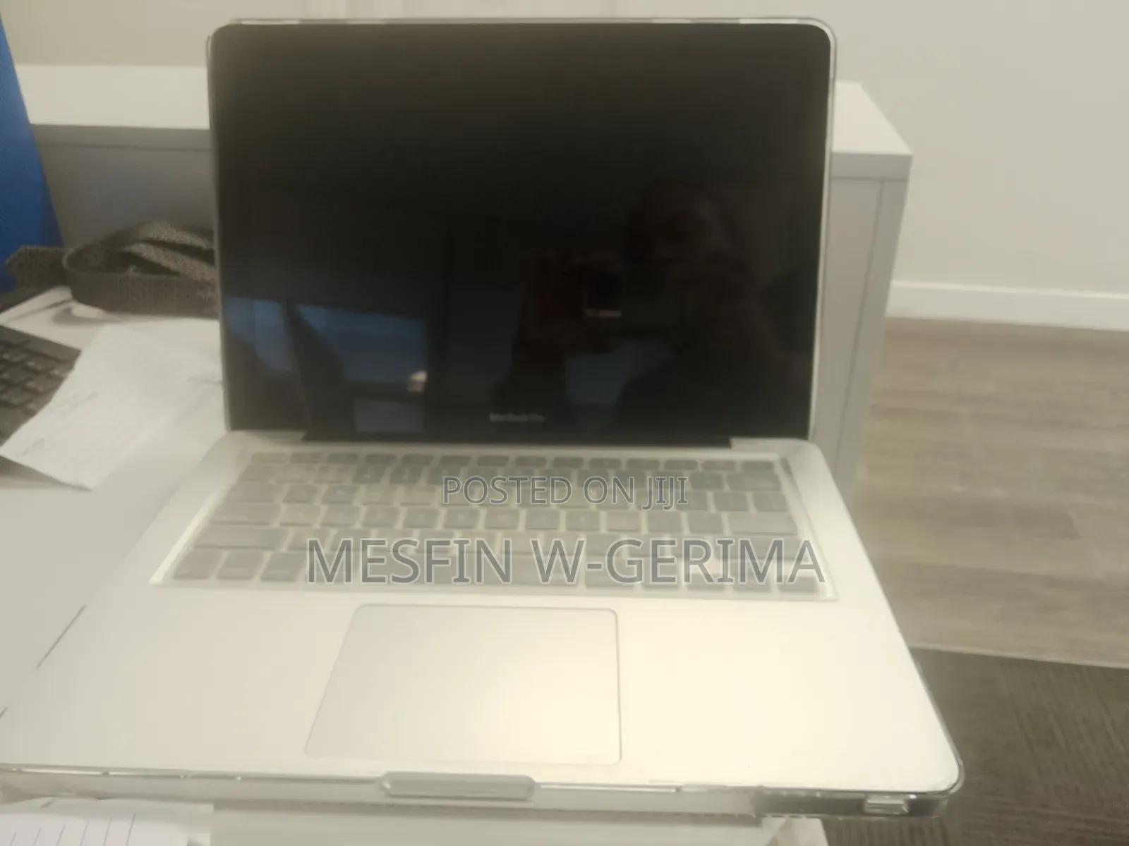 Laptop Apple MacBook 2012 4GB Intel SSD 1T