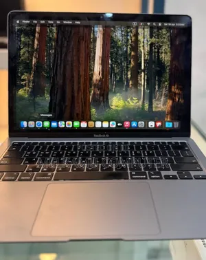 New Laptop Apple MacBook Air 16GB Apple M1 SSD 256GB