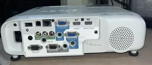 Epson Cb-2042 3lcd 1080p
Full Hd Home Cinema
4400 Lumens Projector