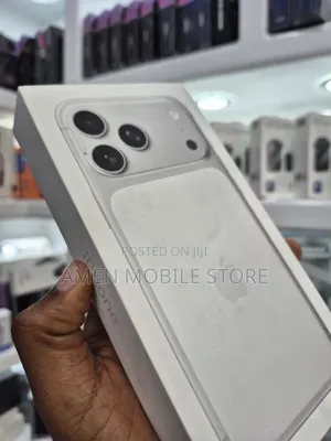 New Apple iPhone 17 Pro Max 256 GB Silver