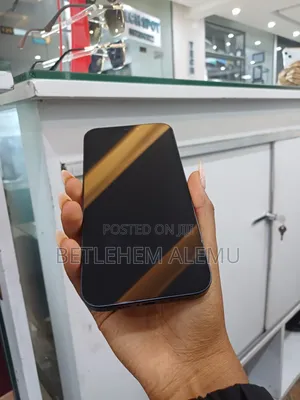 New Apple iPhone 12 64 GB Black