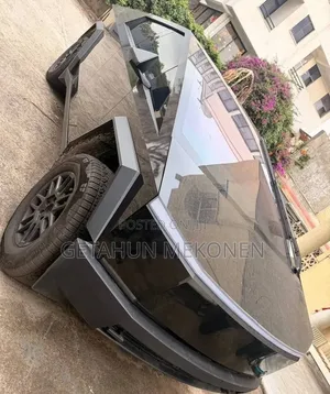 New Tesla Cybertruck Cyberbeast AWD 2025 Black