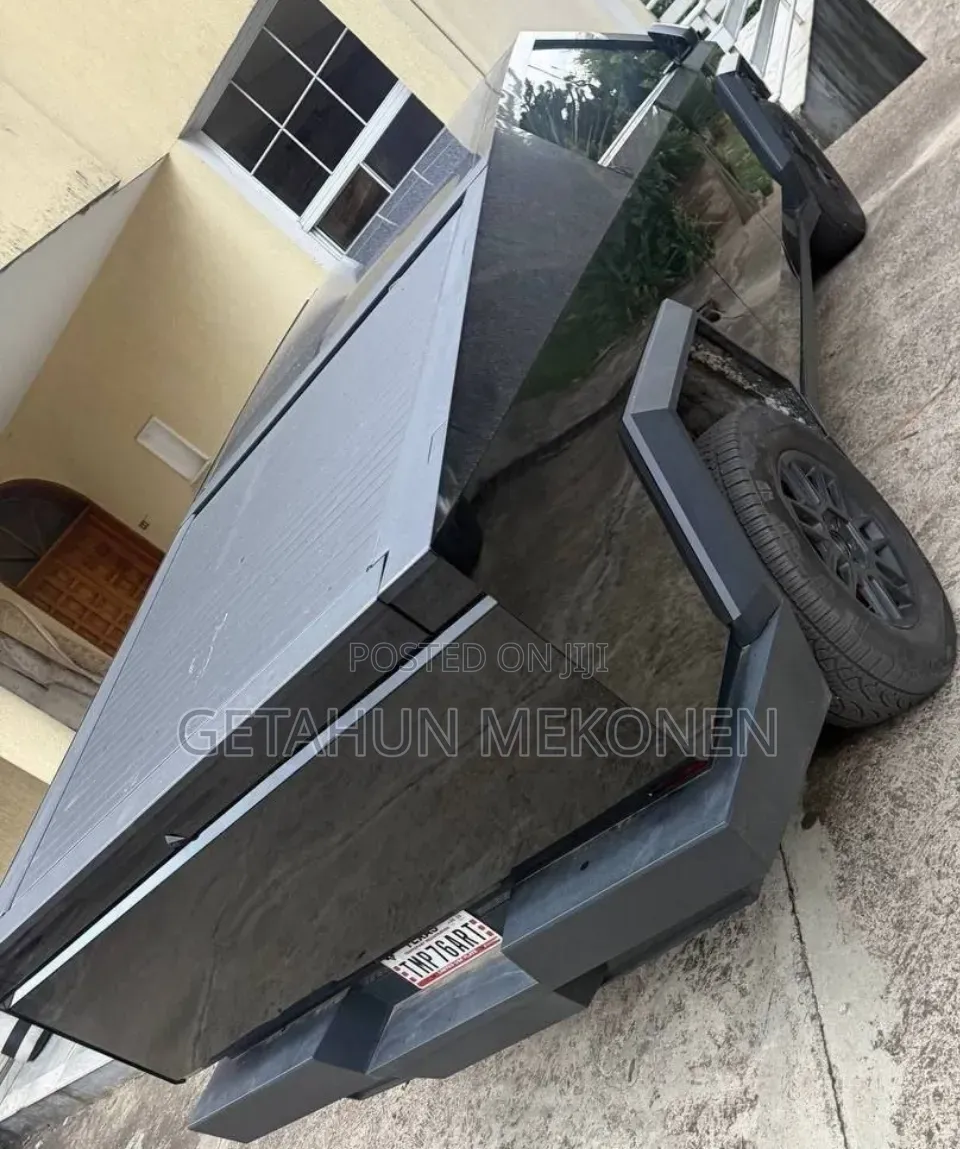New Tesla Cybertruck Cyberbeast AWD 2025 Black