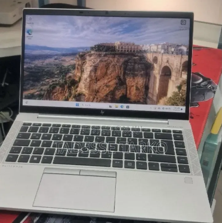 New Laptop HP EliteBook 840 G8 16GB Intel Core i5 SSD 512GB