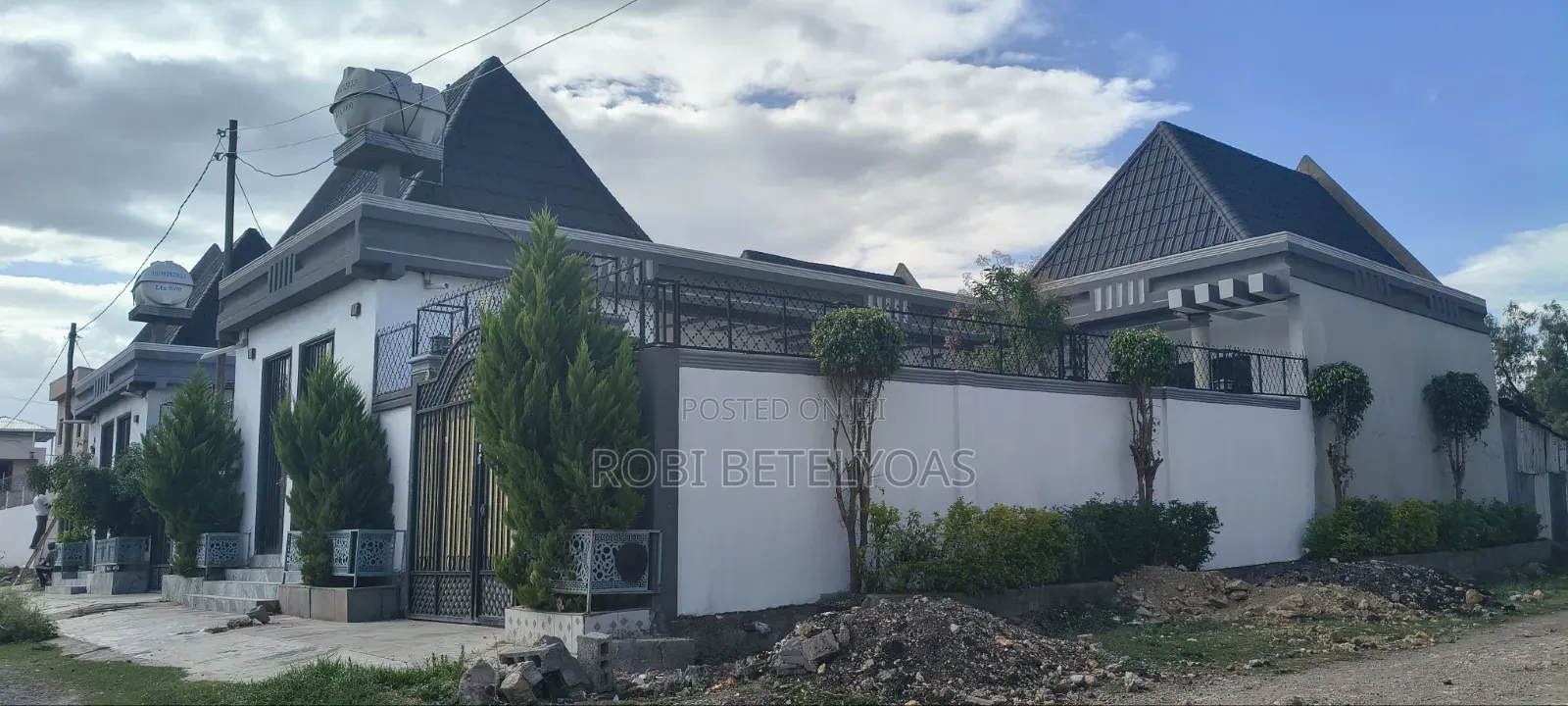 Furnished 6bdrm Villa in Villa, East Shewa for sale