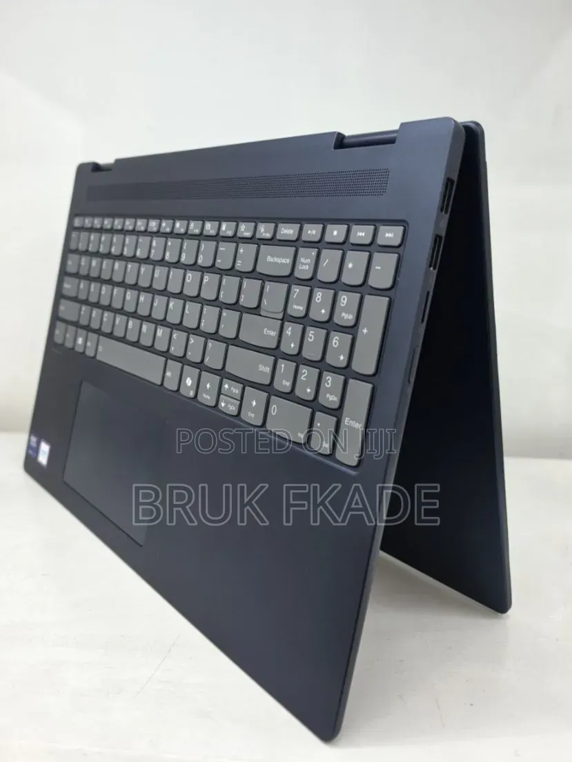 New Laptop Lenovo Ideapad 3 32GB Intel Core Ultra 7 SSD 1T