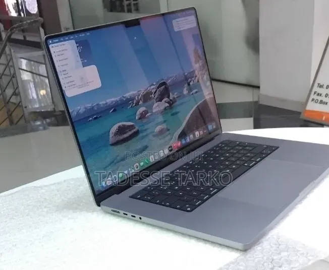 New Laptop Apple MacBook Pro 2021 M1 Max 64GB Apple M1 Max SSD 1T