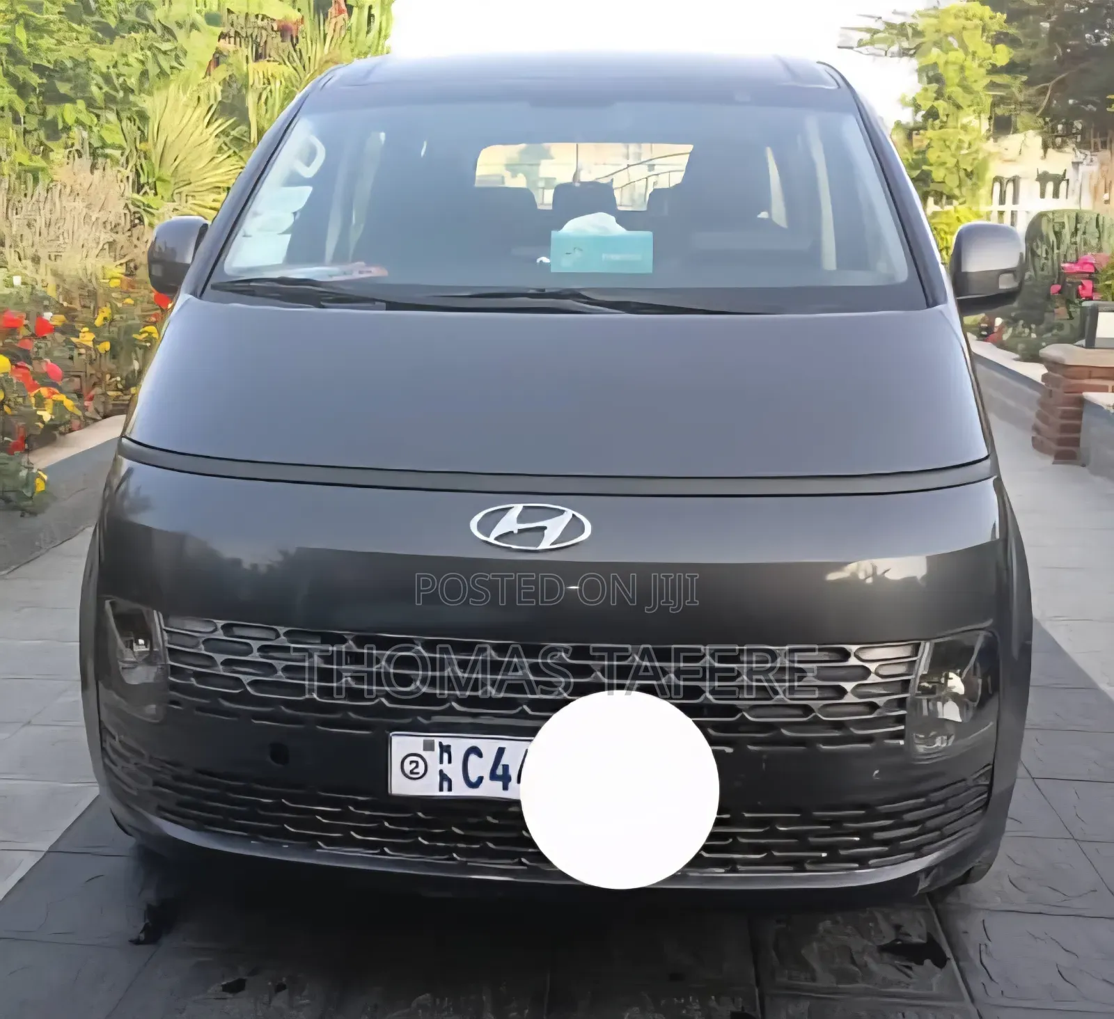 Hyundai Staria 2022 Black