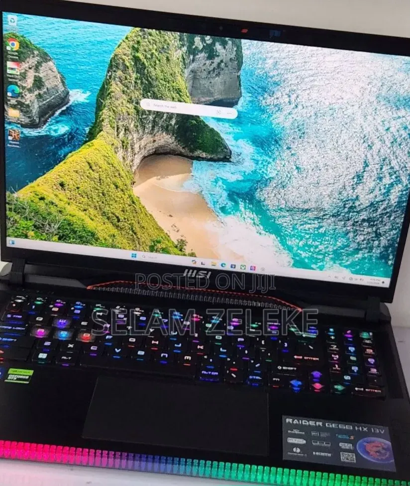 New Laptop MSI Raider GE68HX 13VI-202US 32GB Intel Core i9 SSD 1T