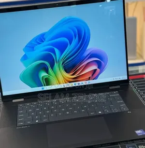 New Laptop HP OmniBook Ultra Flip 16" 16GB Intel Core Ultra 7 SSD 1T