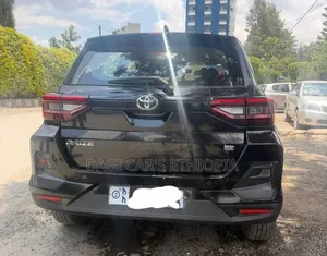 Toyota Raize 2021 Black