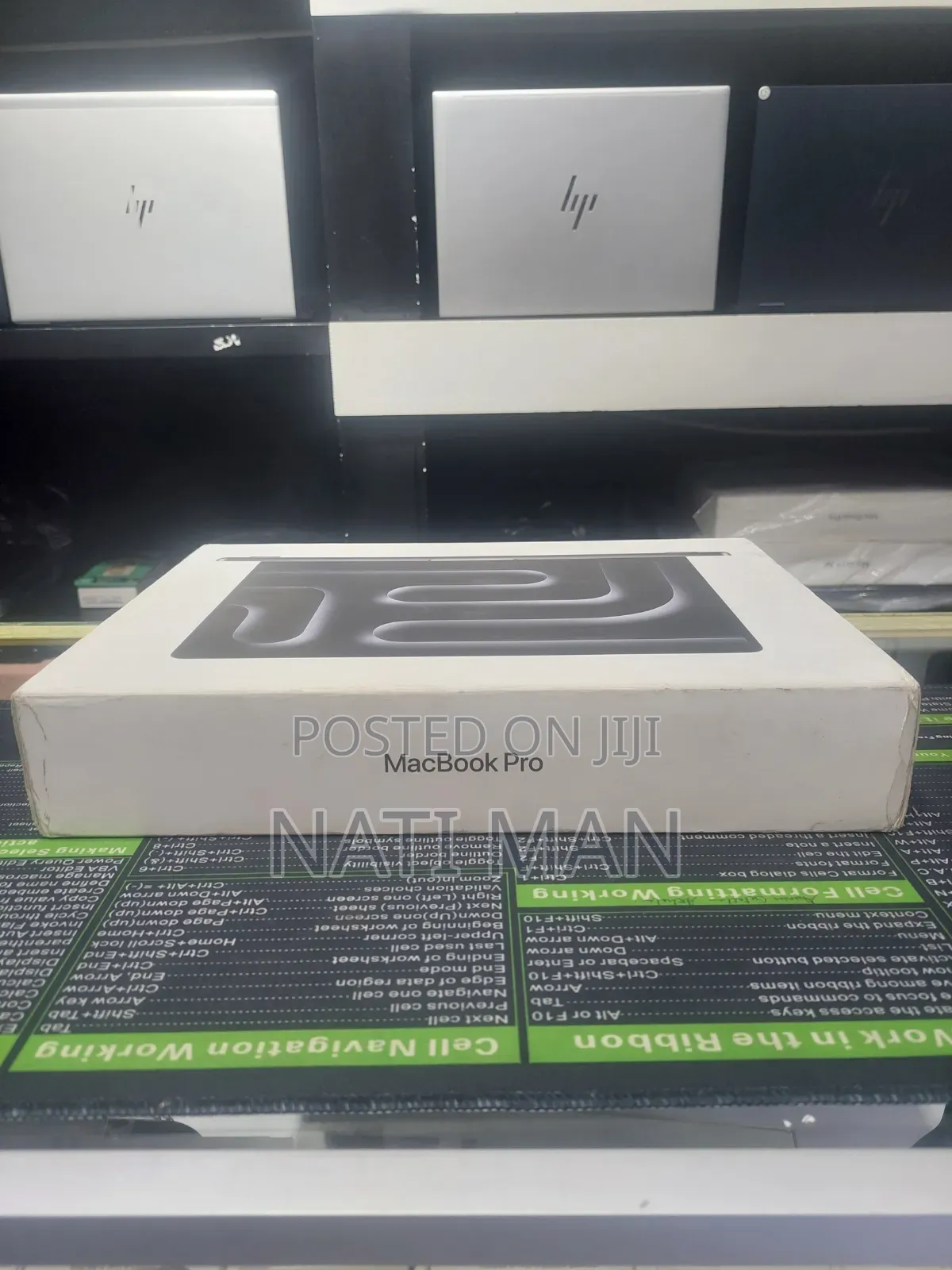 New Laptop Apple MacBook Pro 2023 M3 Max 36GB Apple M3 Max SSD 2T