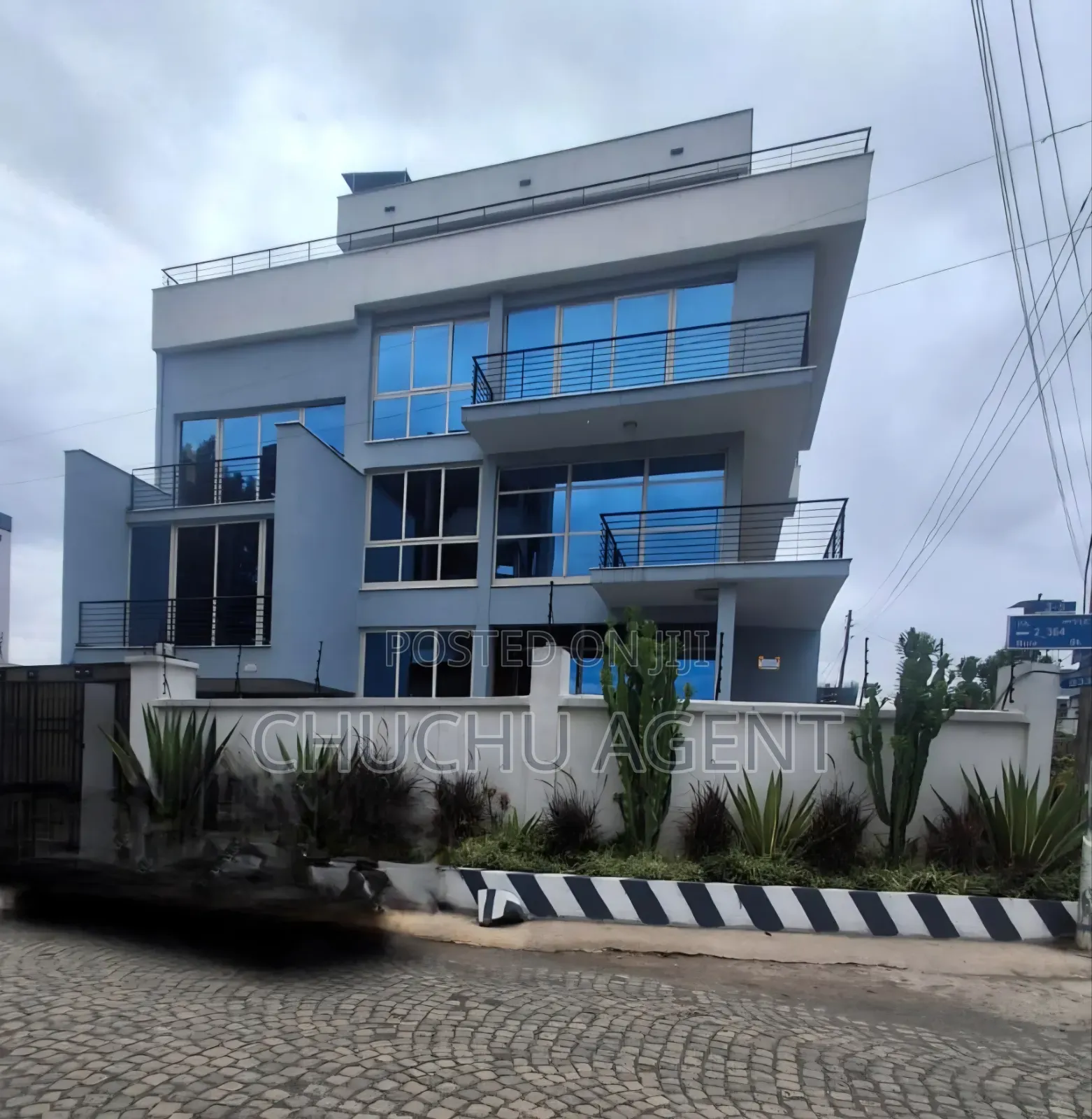 B+B+4 Office Rent Building Bole Japan