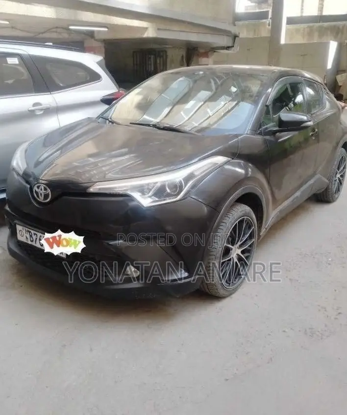 Toyota C-HR 2020 Gray