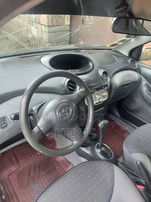 Toyota Vitz 2004