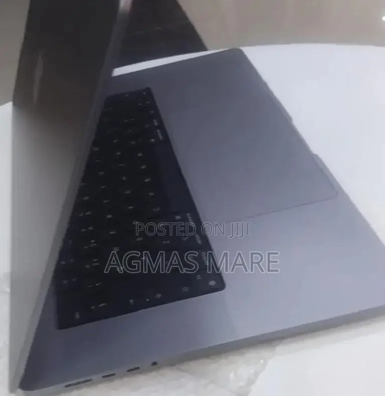 New Laptop Apple MacBook Pro 2021 M1 Max 64GB Apple M1 Max SSD 1T