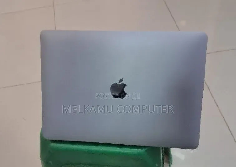 New Laptop Apple MacBook Air 2020 M1 16GB Apple M1 SSD 256GB