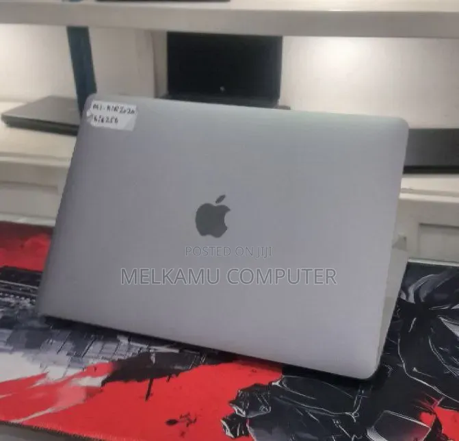 New Laptop Apple MacBook Air 2020 M1 16GB Apple M1 SSD 256GB