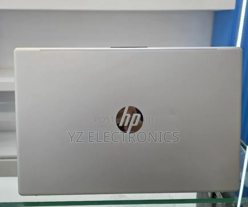 New Laptop HP Pavilion 15 2GB Intel Core i5 SSD 512GB